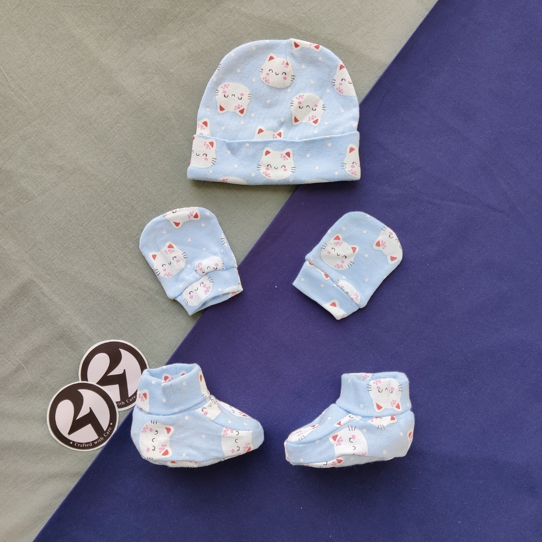Catland Cap, Socks and Mitten Set
